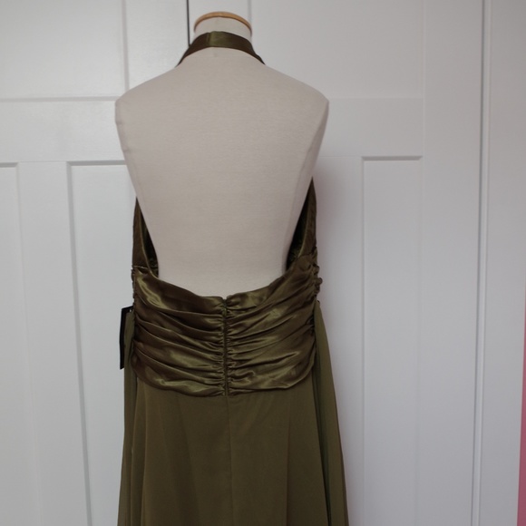 JS Boutique Sage Chiffon/Satin Halter Dress NEW Sz. 16 - Picture 5 of 6